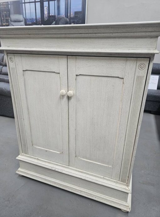 Wetherlys/TV/Drinks Cabinet - Image 3