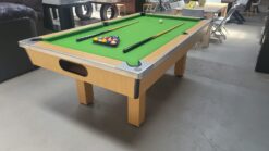 Shoot Strandard pool table