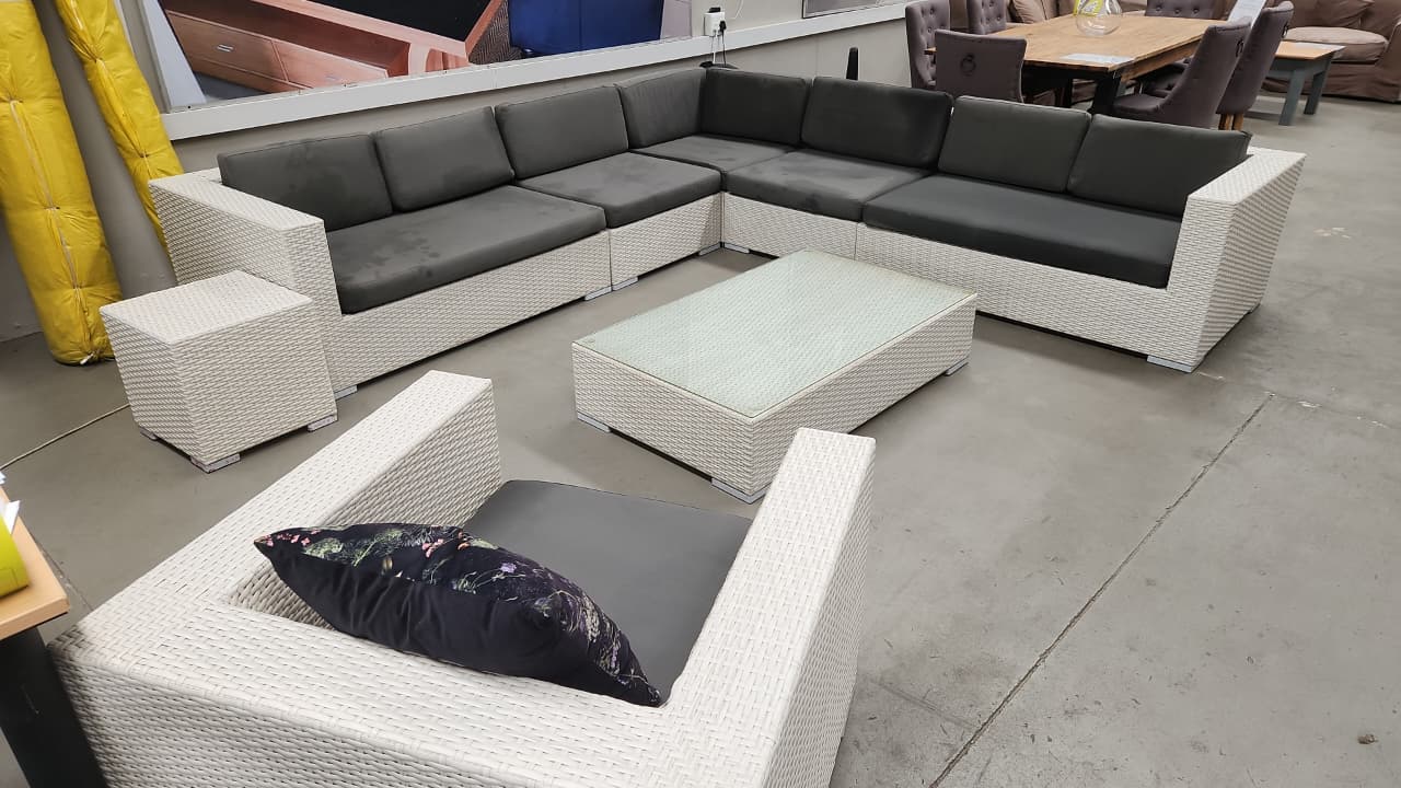 Patio Warehouse large wicker corner set with 1 seater combo