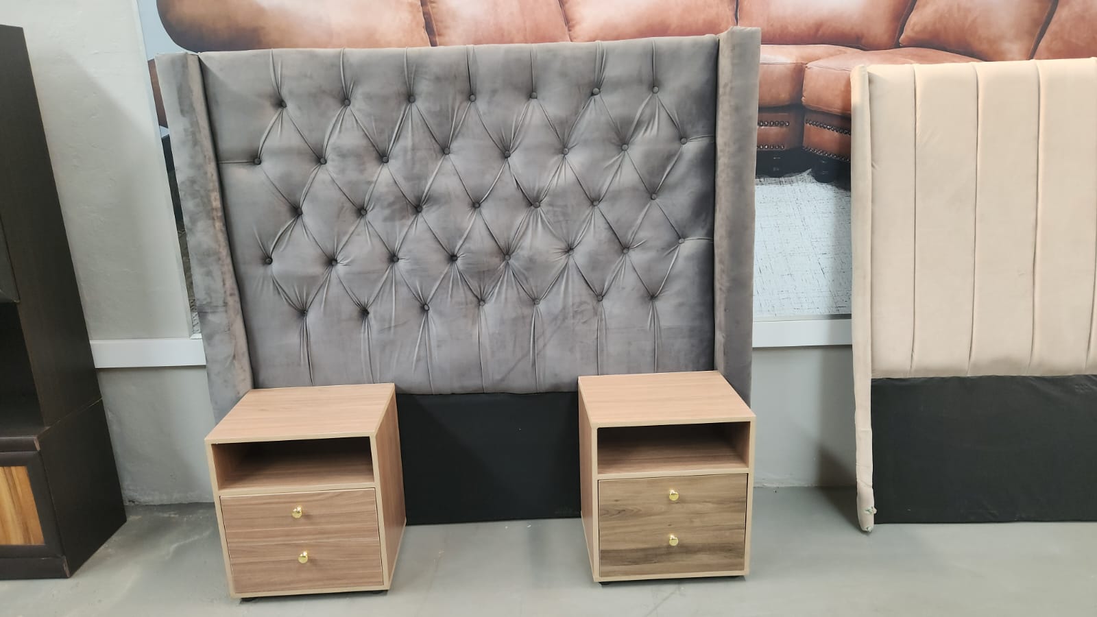 New Luxurious Queen bedroom suite