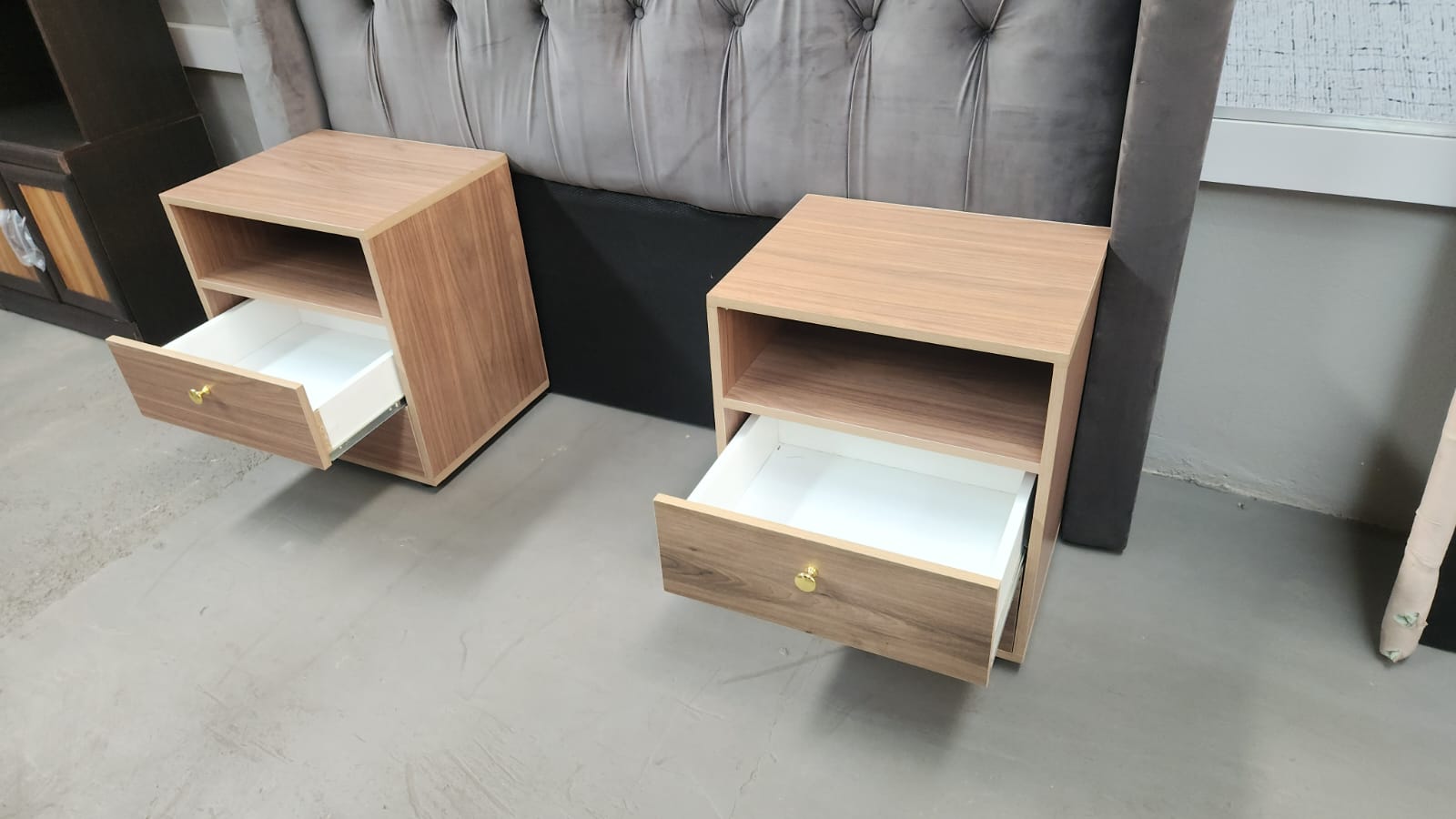 New Luxurious Queen bedroom suite - Image 4