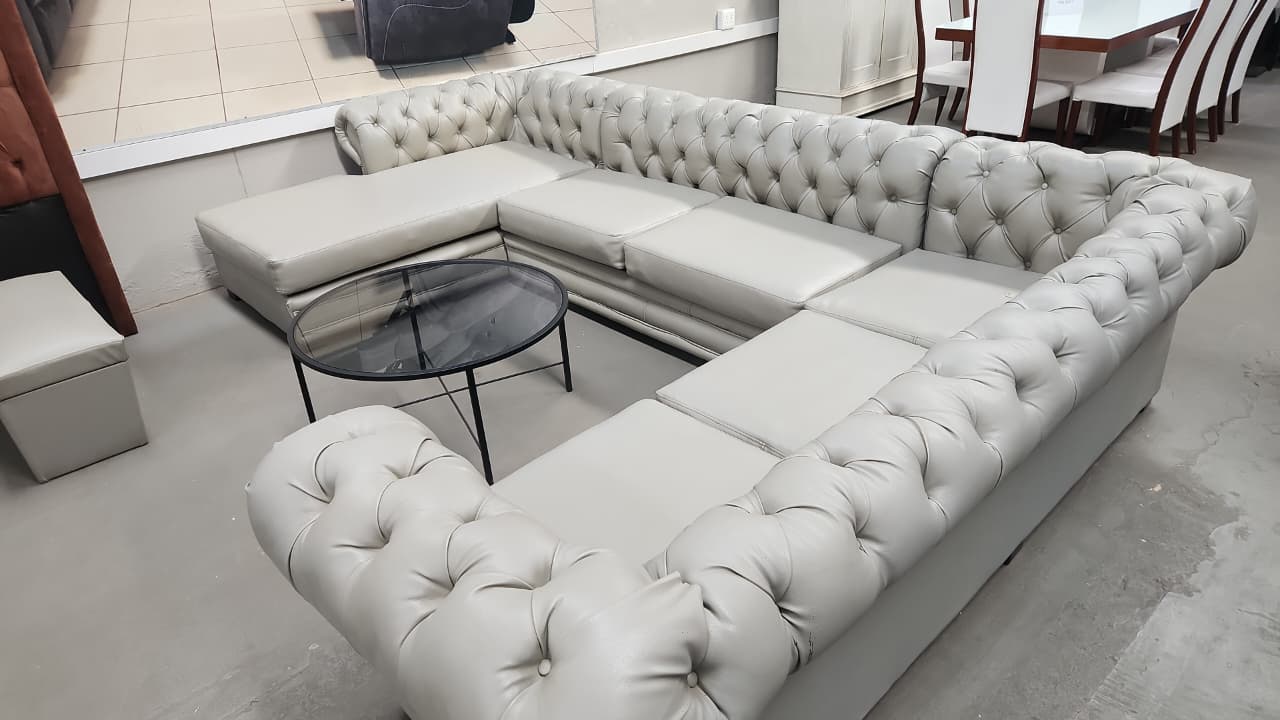 Large Grey Leather Chesterfield Corner Daybed - Image 4