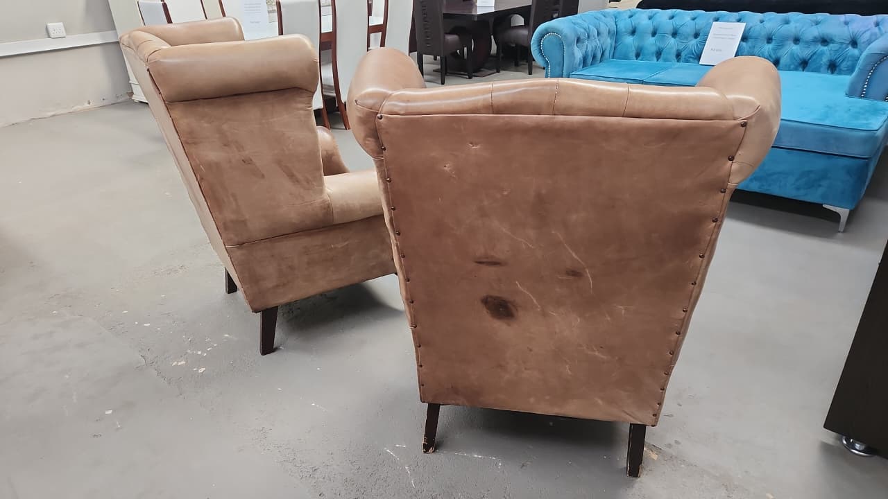 Whetherlys full genuine leather wingbacks - Image 5