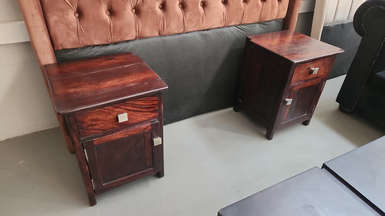 2 Whetherlys hard wood pedestals