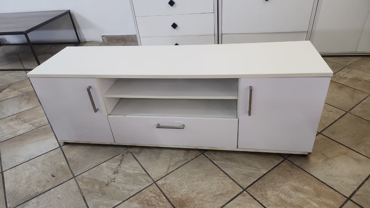 Rochester Modern white plasma stand - Image 2